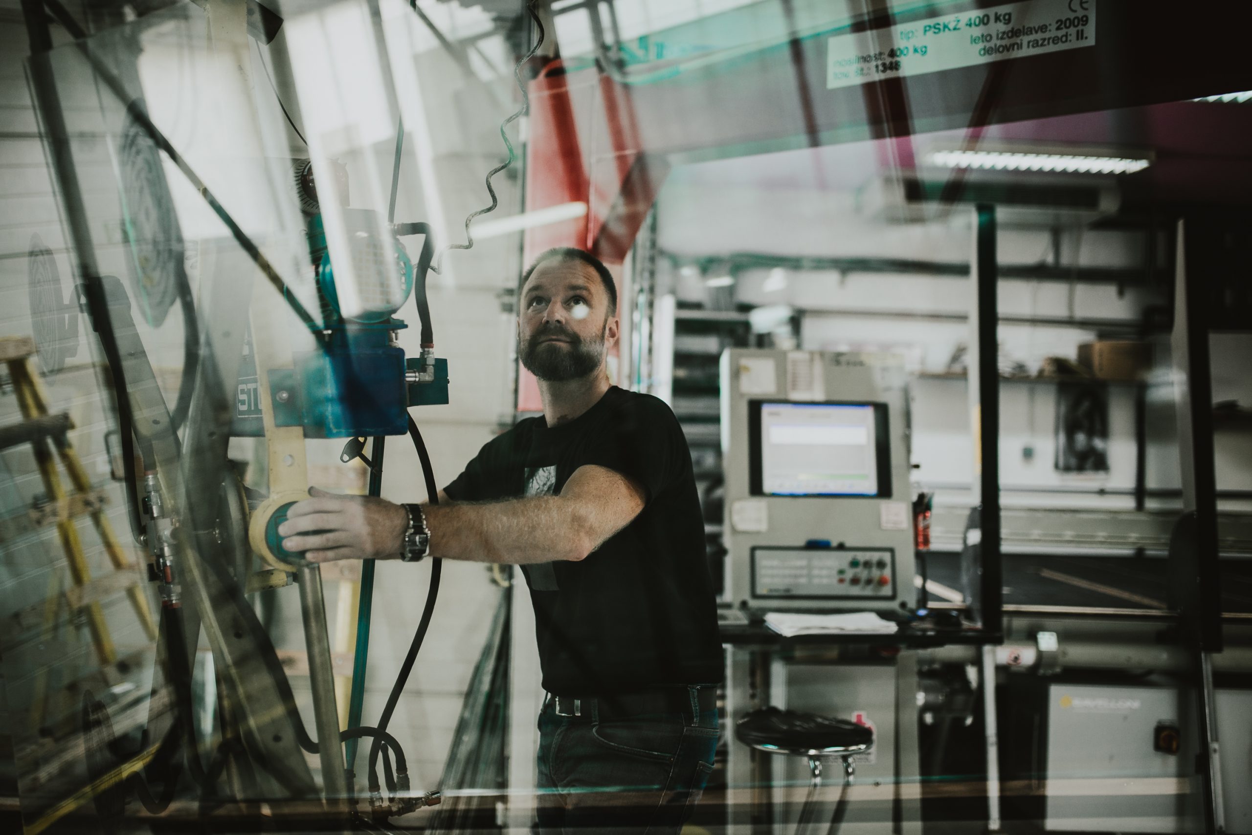 Artlinia Glass Studio — steklene rešitve